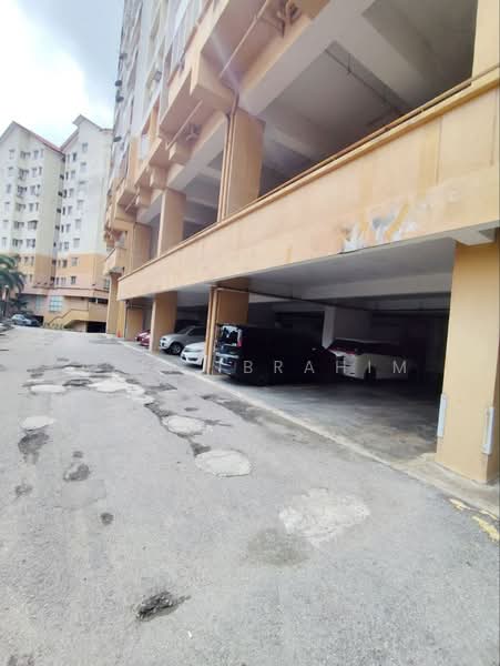 Pangsapuri untuk Dijual di Merdeka Villa - Azli Ibrahim - Exterior - PropertyGuru.com.my
