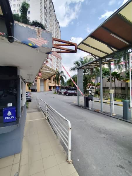 Pangsapuri untuk Dijual di Merdeka Villa - Azli Ibrahim - Exterior - PropertyGuru.com.my