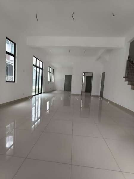 Semi-Detached House for Sale in Taman Mutiara Mas (Skudai) - Sherlin To - Living Room - PropertyGuru.com.my