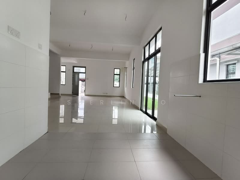 Semi-Detached House for Sale in Taman Mutiara Mas (Skudai) - Sherlin To - Interior - PropertyGuru.com.my