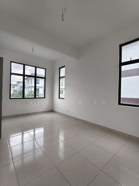 Semi-Detached House for Sale in Taman Mutiara Mas (Skudai) - Sherlin To - Interior - PropertyGuru.com.my