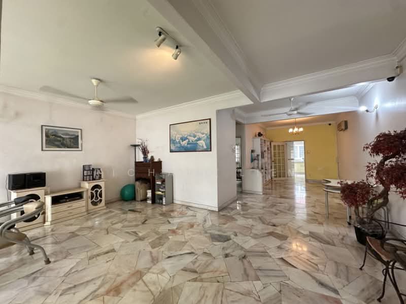 2-storey Terraced House for Sale in Taman Sea (Petaling Jaya) - Richard Liew - Living Room - PropertyGuru.com.my