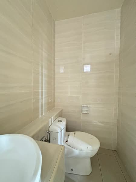 Service Residence for Rent at D'Summit Residences - Gerard Lo - PropertyGuru.com.my