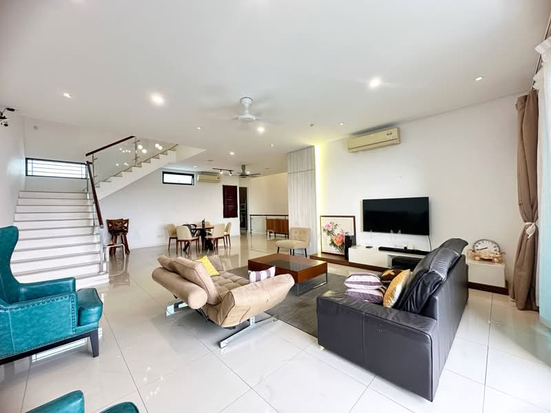 Townhouse for Sale in Taman Melawati (Ulu Kelang) - Azli Ibrahim - Living Room - PropertyGuru.com.my