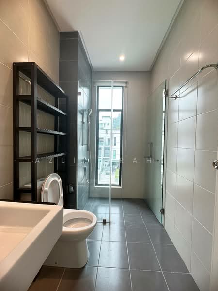 Townhouse for Sale in Taman Melawati (Ulu Kelang) - Azli Ibrahim - Bathroom - PropertyGuru.com.my