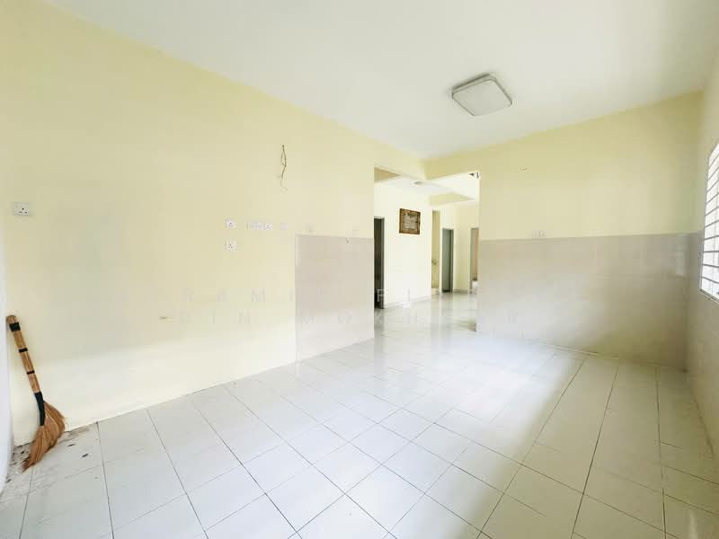 Rumah Berkembar untuk Dijual di Kampung Sungai Ramal Luar (Kajang) - Akramin Firdaus Bin Mokhtar - PropertyGuru.com.my