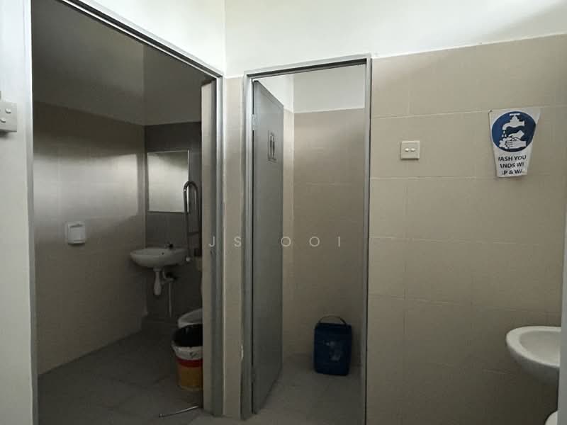Kilang untuk Dijual di Batu Kawan (Penang) - JS Ooi - Bathroom - PropertyGuru.com.my