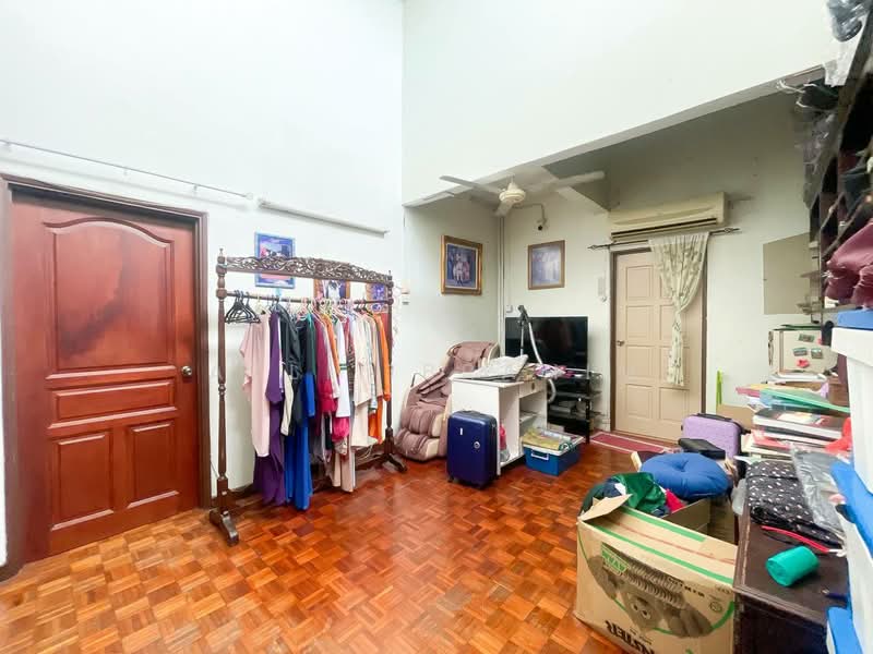 2-storey Terraced House for Sale in Seksyen 4 (Shah Alam) - Azli Ibrahim - Interior - PropertyGuru.com.my