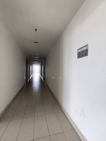 Condominium for Rent at Shaftsbury Residence - Siti Haila - Corridor - PropertyGuru.com.my