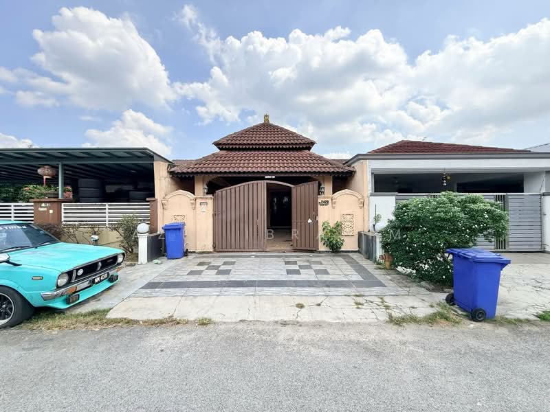 1-storey Terraced House for Sale in Bandar Baru Sungai Buloh (Sungai Buloh) - Azli Ibrahim - Exterior - PropertyGuru.com.my