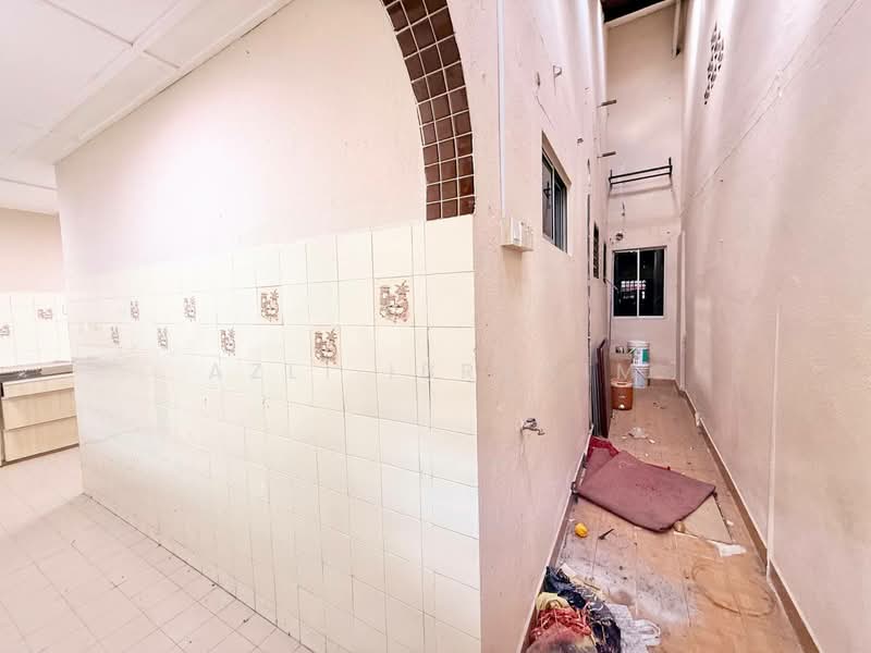 1-storey Terraced House for Sale in Bandar Baru Sungai Buloh (Sungai Buloh) - Azli Ibrahim - Interior - PropertyGuru.com.my