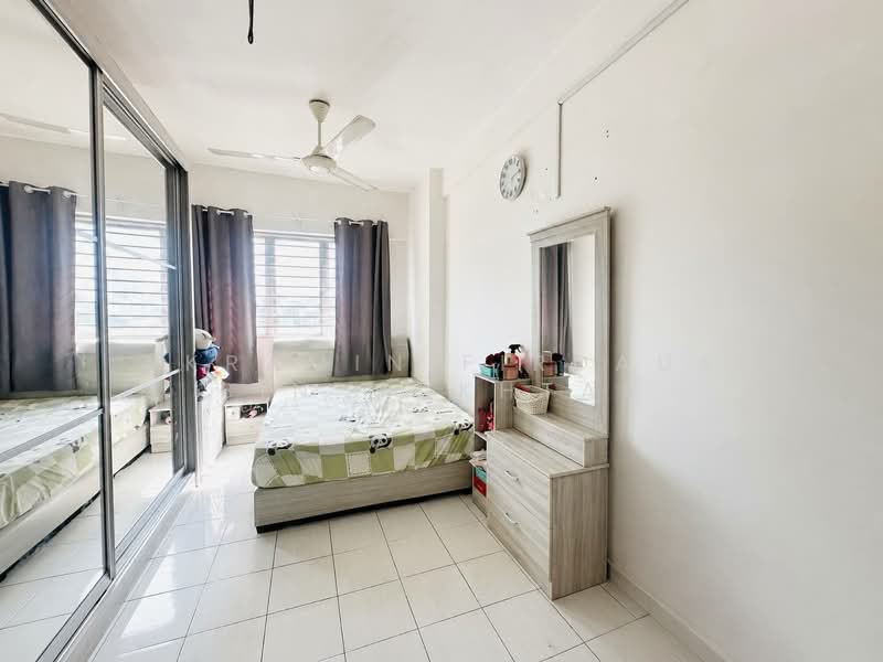 Service Residence for Sale at Serdang Skyvillas (Serdang Perdana) - Akramin Firdaus Bin Mokhtar - PropertyGuru.com.my