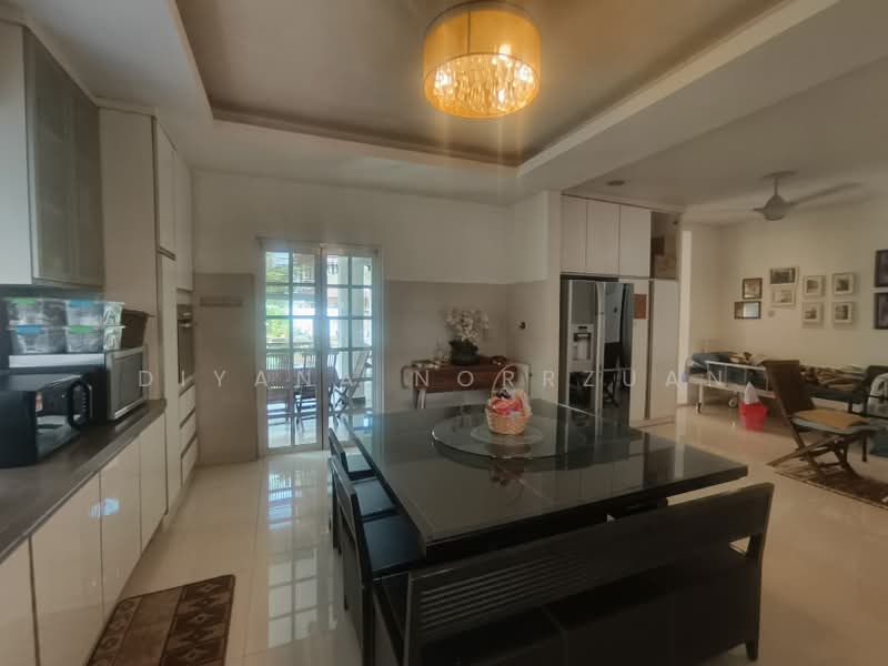 Rumah Teres 2 Tingkat untuk Dijual di Bandar Bukit Raja (Klang) - Diyana Norrzuan - Kitchen - PropertyGuru.com.my