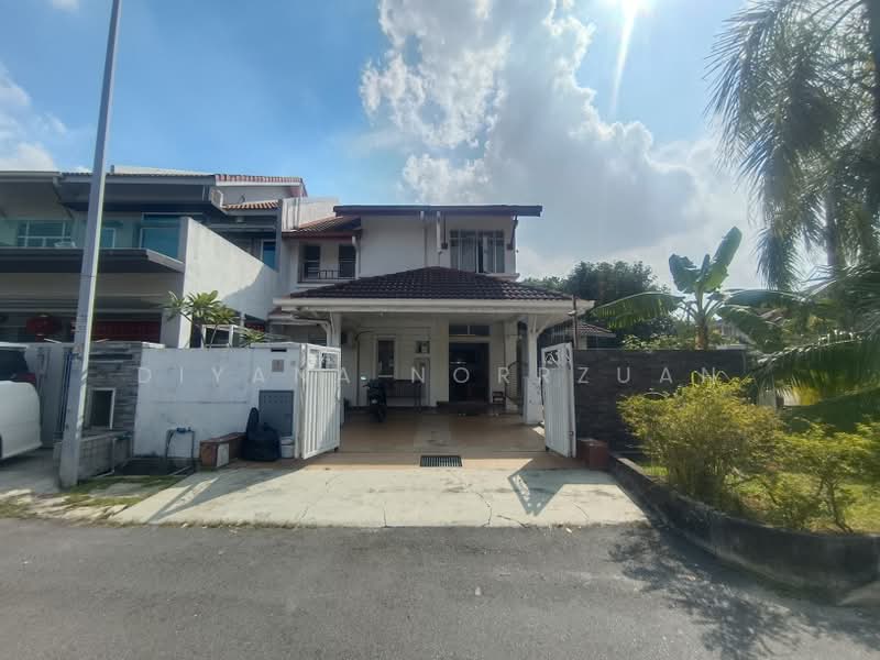Rumah Teres 2 Tingkat untuk Dijual di Bandar Bukit Raja (Klang) - Diyana Norrzuan - Exterior - PropertyGuru.com.my