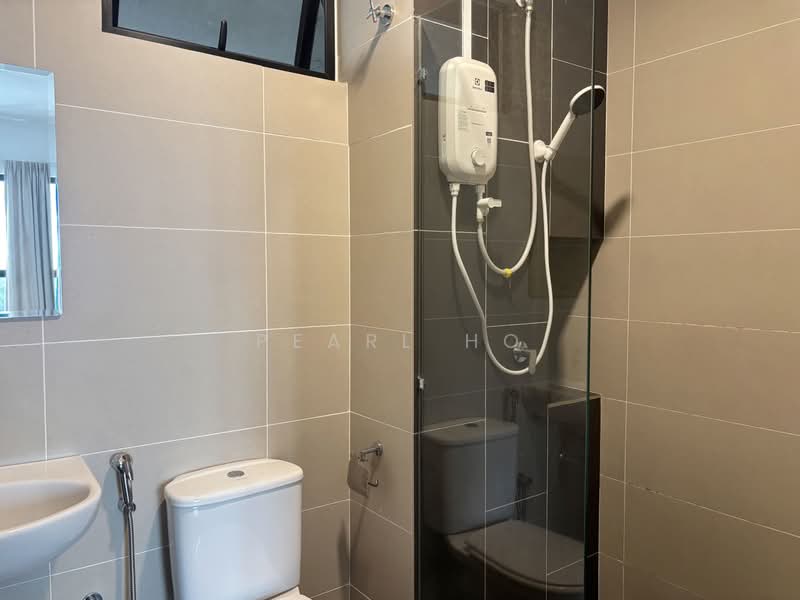 Service Residence for Rent at Zentro Residences Serviced Apartment - Pearl Ho - Bathroom - PropertyGuru.com.my