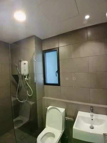 Service Residence for Rent at Maya Ara Residences - Pearl Ho - Bathroom - PropertyGuru.com.my