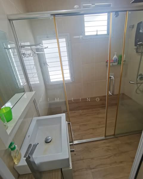 Rumah Teres untuk Dijual di Kemuning Utama (Shah Alam) - Jim Ling - Bathroom - PropertyGuru.com.my