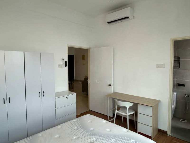 Service Residence for Rent at Pearl Suria - Wilson . - Bedroom - PropertyGuru.com.my