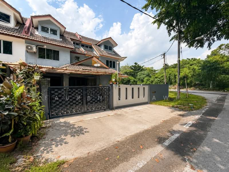 2.5-storey Terraced House for Sale in Taman Desa Mas (Rawang) - Fauran Nawawi - PropertyGuru.com.my
