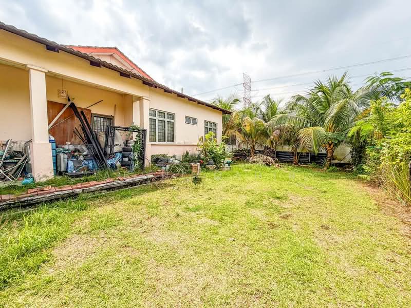 Semi-Detached House for Sale in Dengkil (Selangor) - Abdul Qadir - PropertyGuru.com.my
