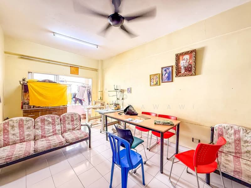 Apartment for Sale at Vista Mutiara - Fauran Nawawi - Living Room - PropertyGuru.com.my