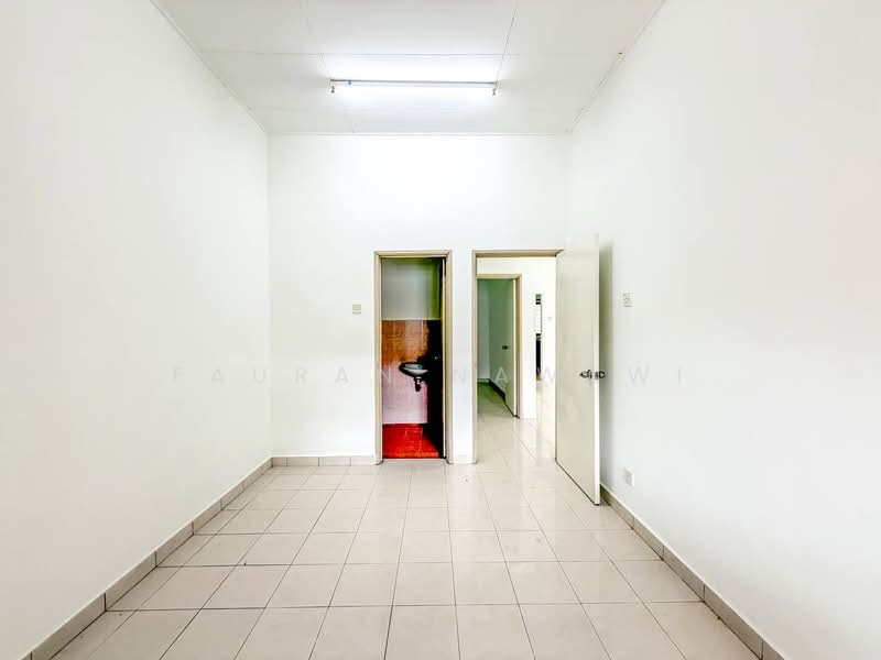 1-storey Terraced House for Sale in Puncak Alam (Selangor) - Fauran Nawawi - PropertyGuru.com.my