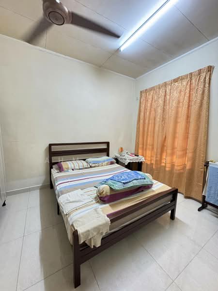 Rumah Teres 1 Tingkat untuk Dijual di Bandar Bukit Raja (Klang) - Ahmad Faiz - Bedroom - PropertyGuru.com.my