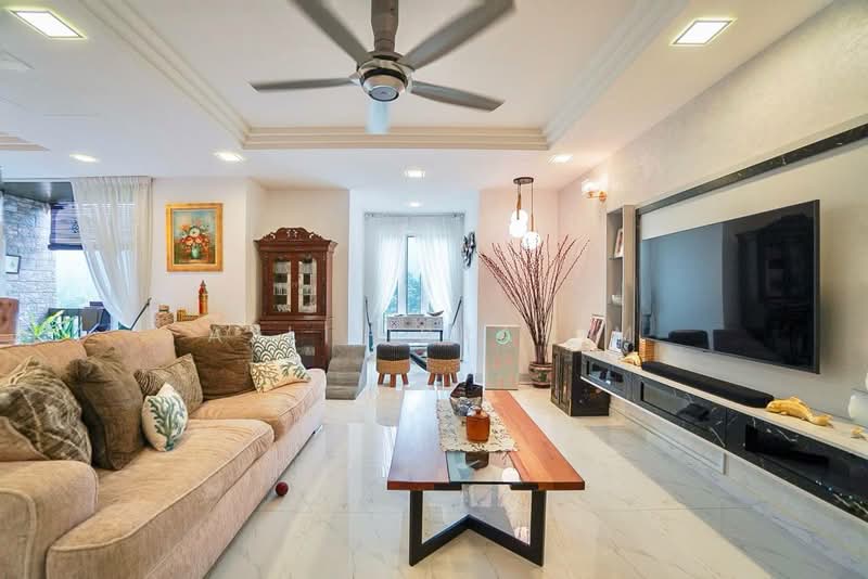 Kondominium untuk Dijual di Menara Kayangan - Azli Ibrahim - Living Room - PropertyGuru.com.my