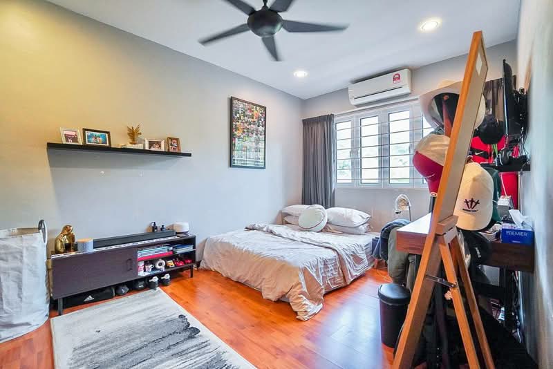 Kondominium untuk Dijual di Menara Kayangan - Azli Ibrahim - Bedroom - PropertyGuru.com.my