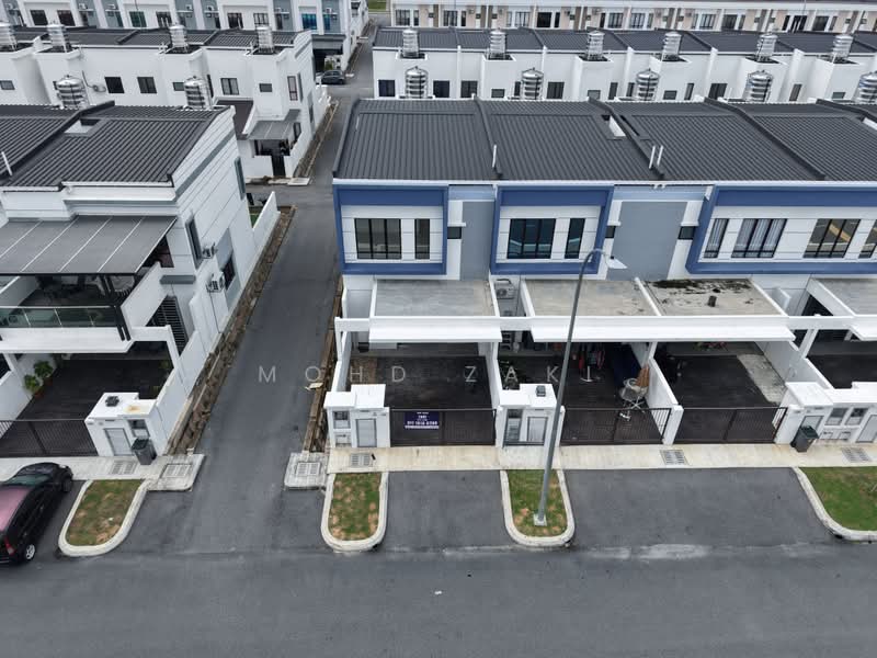 2-storey Terraced House for Sale in Semenyih (Selangor) - Mohd Zaki - Exterior - PropertyGuru.com.my