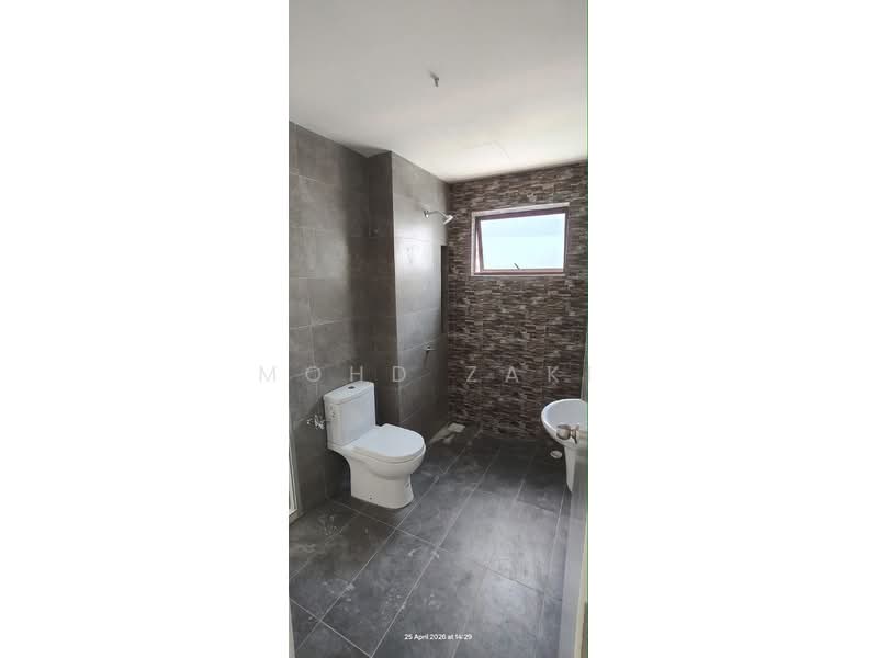 2-storey Terraced House for Sale in Semenyih (Selangor) - Mohd Zaki - Bathroom - PropertyGuru.com.my