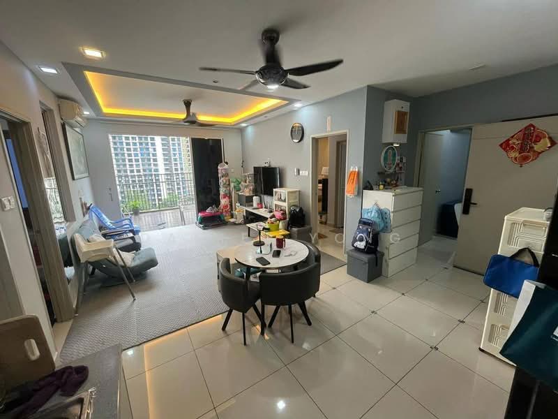 Apartment for Sale at Aliff Avenue (Dwi Alif) - Daniel Yong - Living Room - PropertyGuru.com.my