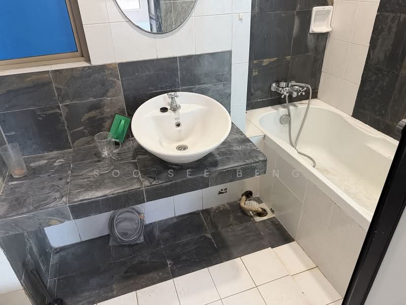 Service Residence for Rent at Ritze Perdana 1 - Soo See Beng - Bathroom - PropertyGuru.com.my
