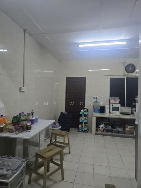 Rumah Teres 2 Tingkat untuk Dijual di Batu Caves (Selangor) - Amy Wong - Kitchen - PropertyGuru.com.my