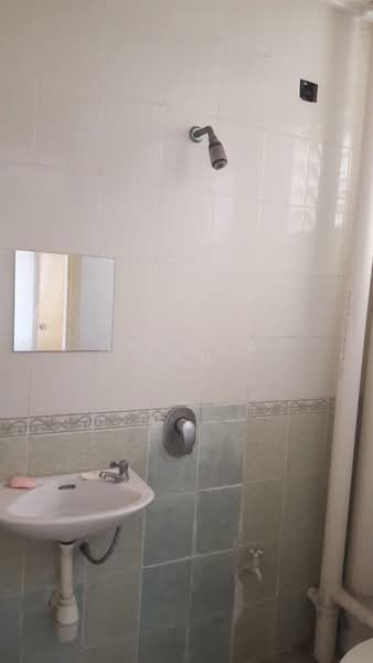 Pangsapuri untuk Dijual di Mentari Court - Amanda Lau - Bathroom - PropertyGuru.com.my