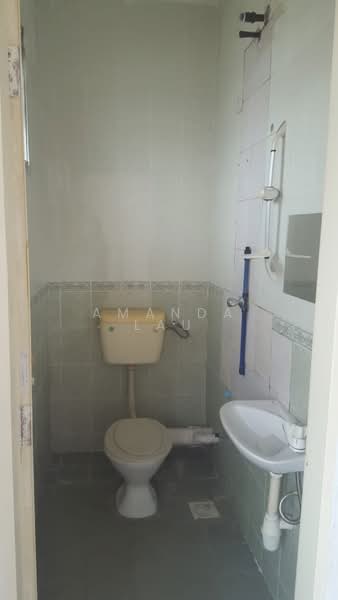 Pangsapuri untuk Dijual di Mentari Court - Amanda Lau - Bathroom - PropertyGuru.com.my