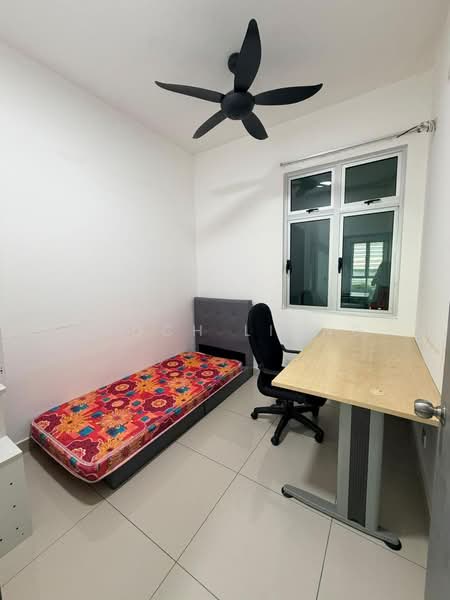Servis Apartment untuk Disewa di Meridin Bayvue Serviced Apartment - Enoch Liong - Bedroom - PropertyGuru.com.my