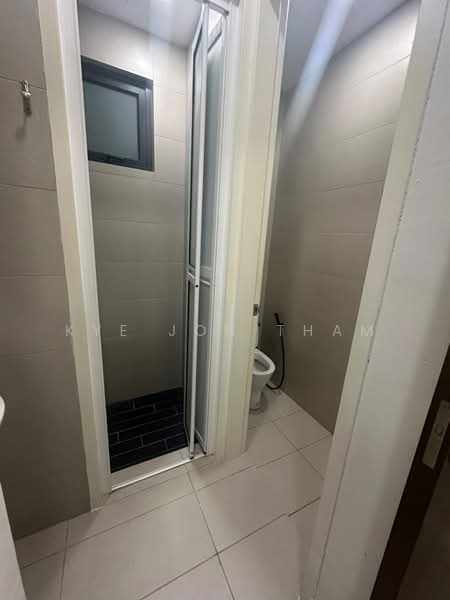 Service Residence for Rent at H2O Residences - Kye Jon Tham - Bathroom - PropertyGuru.com.my