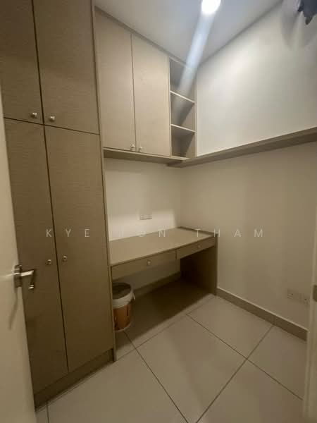 Service Residence for Rent at H2O Residences - Kye Jon Tham - Study - PropertyGuru.com.my