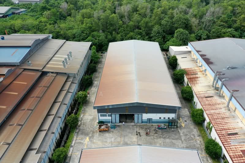 Detached Factory for Sale in Kawasan Industri Sungai Purun (Semenyih) - Sia Tung - Exterior - PropertyGuru.com.my