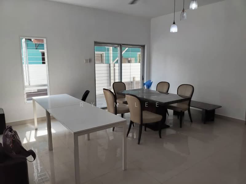 Semi-Detached House for Sale in Taman Aman Perdana (Kapar) - Ryan Lee - Dining Room - PropertyGuru.com.my