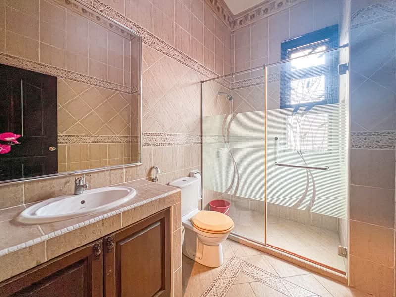 Bungalow for Sale in Sepang (Selangor) - BILYA ARIFF - Bathroom - PropertyGuru.com.my