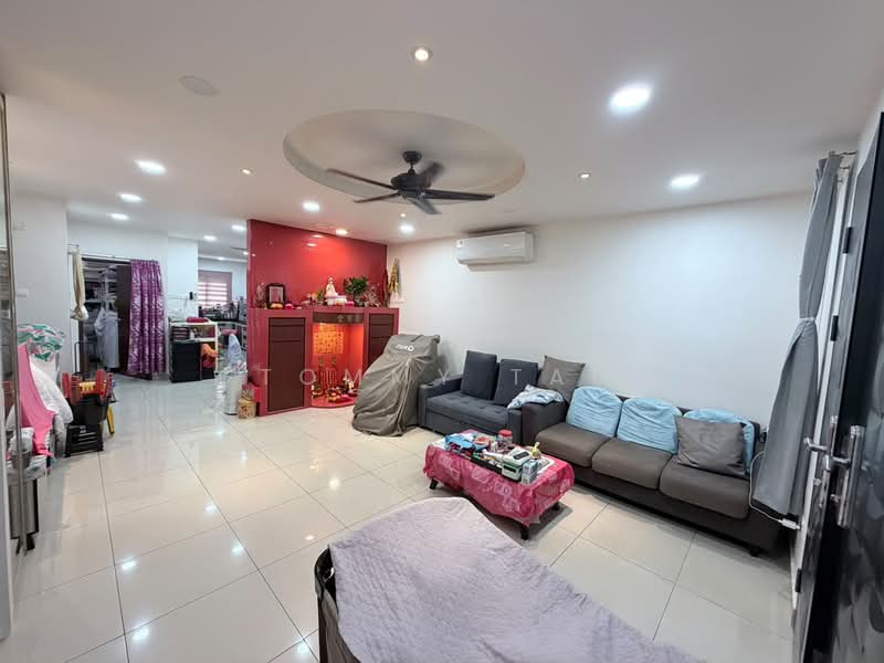 2-storey Terraced House for Sale in Mutiara Rini (Skudai) - Tommy Tai - Living Room - PropertyGuru.com.my
