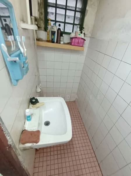 Flat for Sale at Flat Tasek 64 - Melinda Ee - Bathroom - PropertyGuru.com.my