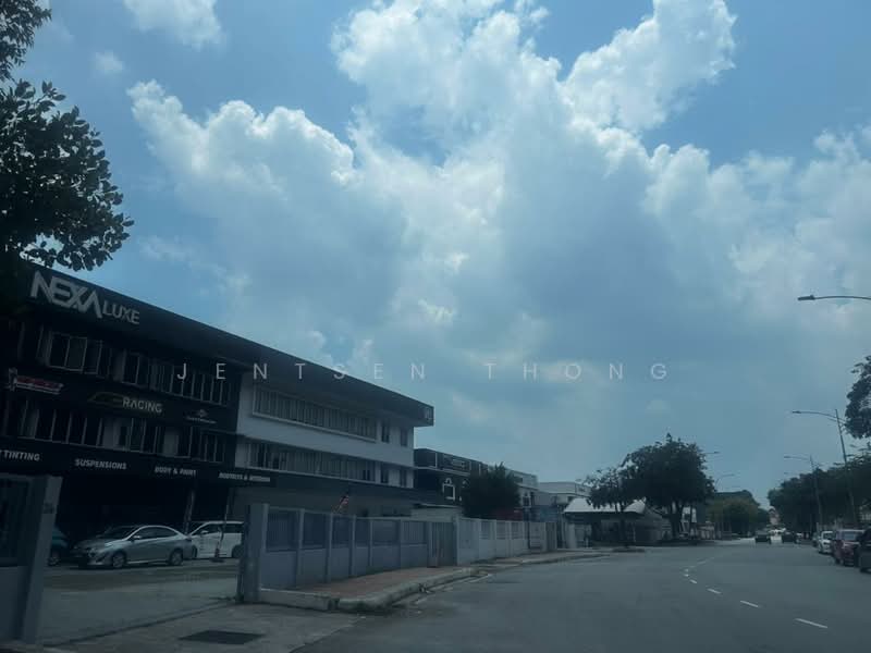 Warehouse for Rent in Pusat Komersial TSB (Sungai Buloh) - Jentsen Thong - Exterior - PropertyGuru.com.my