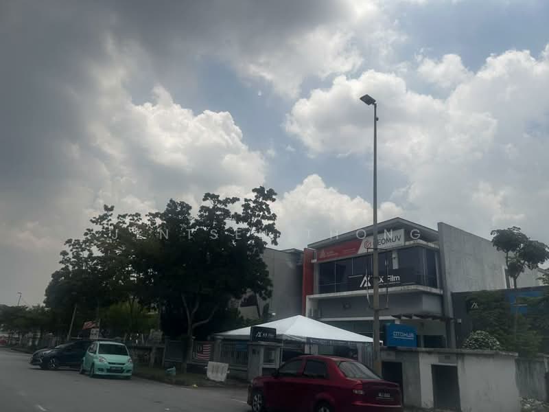 Warehouse for Rent in Pusat Komersial TSB (Sungai Buloh) - Jentsen Thong - Exterior - PropertyGuru.com.my