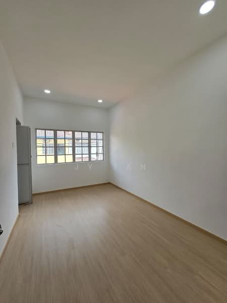 Rumah Teres 2 Tingkat untuk Dijual di Bandar Putra (Kulai) - JY Tan - PropertyGuru.com.my