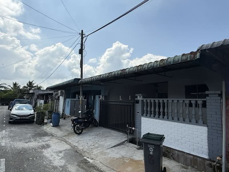 Rumah Teres 1 Tingkat untuk Dijual di Taman Sri Layang (Layang Layang) - Win Lim - Exterior - PropertyGuru.com.my