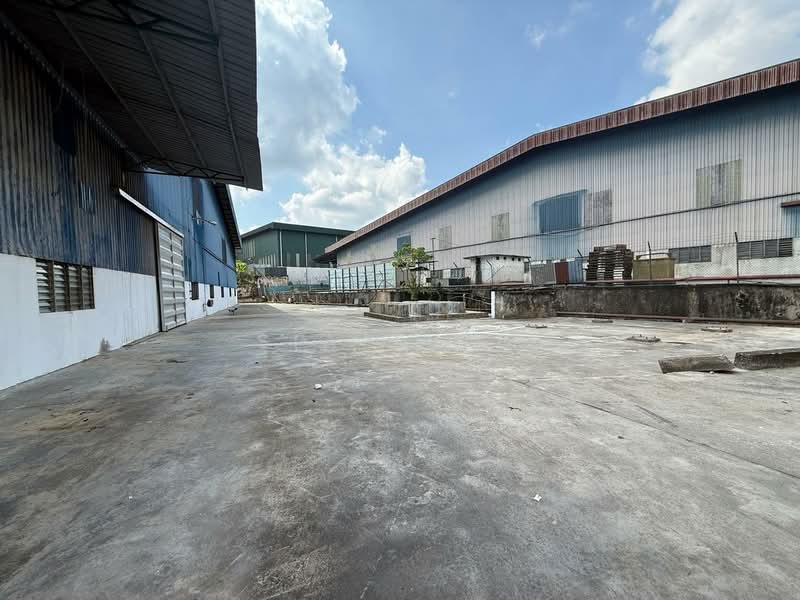 Detached Factory for Sale in Semenyih (Selangor) - Sia Tung - Exterior - PropertyGuru.com.my