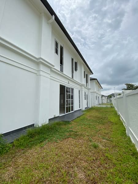 Rumah Teres 2-Tingkat untuk Dijual di Eco Majestic (Semenyih) - Frankie Wong - PropertyGuru.com.my